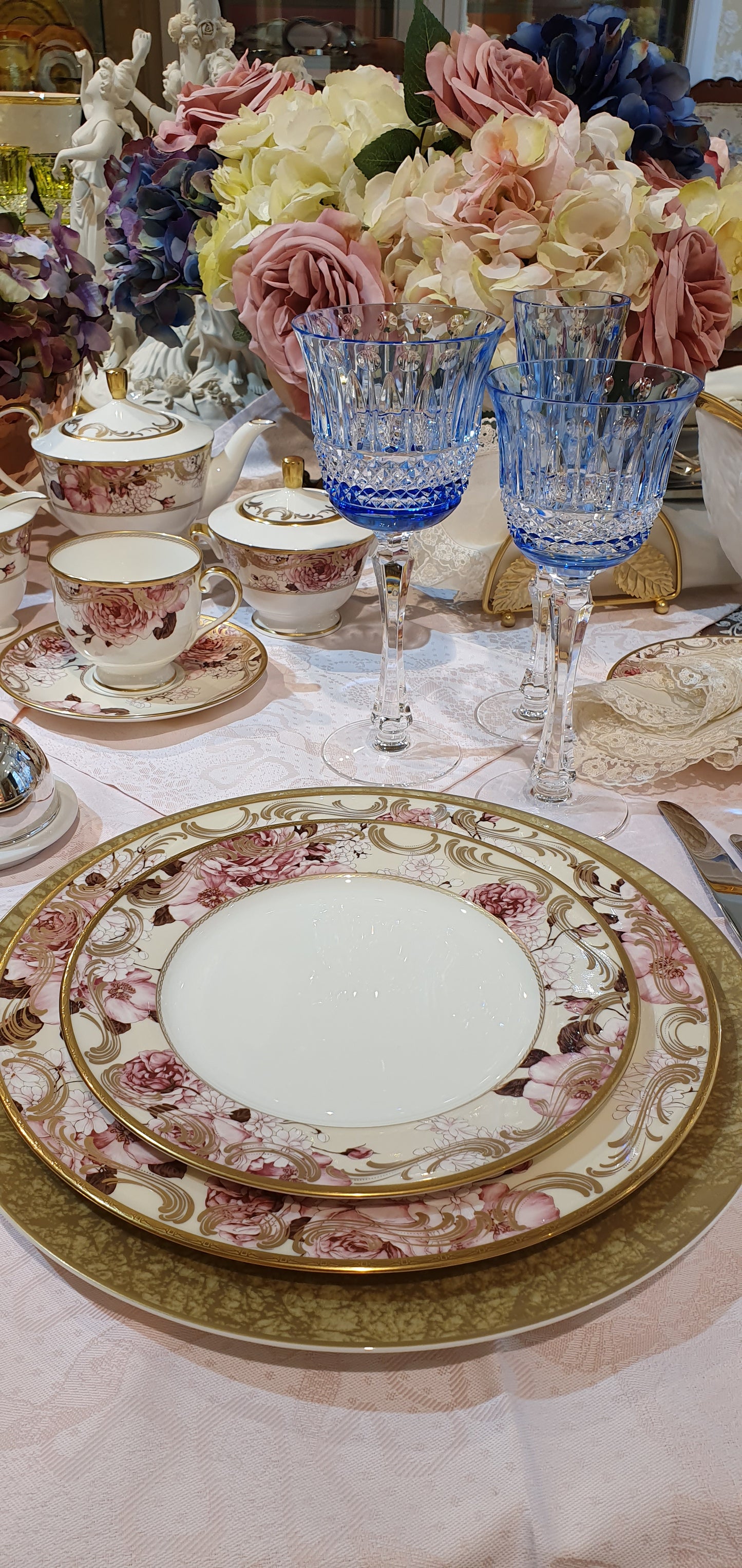 PATRICIA DINNERWARE SET 60PCS